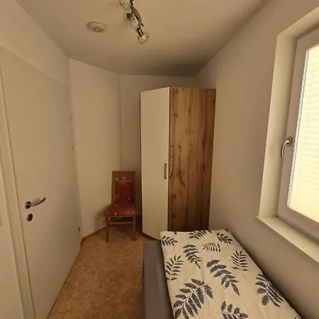 Karos-apartment * מיטרסיל
